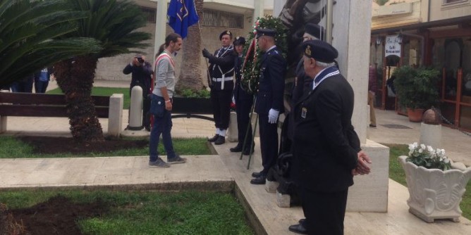 Porto Torres rende omaggio ai militari eroi