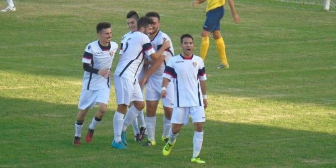 Calcio: pareggio del Porto Torres contro Fertilia