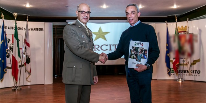 Presentato a Cagliari il calendario dell´Esercito