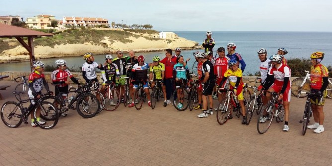 Porto Torres: successo dei veterani del ciclismo amatoriale 