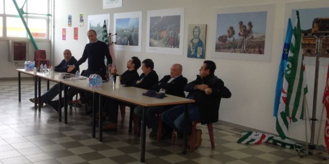 Eni via dalla chimica: a Porto Torres sarà il deserto