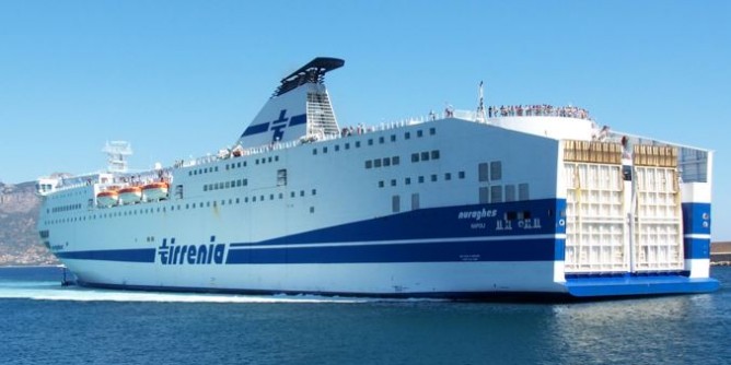 Una nave per Livorno: proposta dei 5 stelle