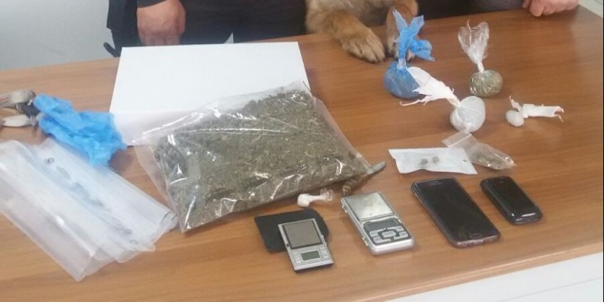 Olbia: droga a scuola, 17enne arrestato per spaccio