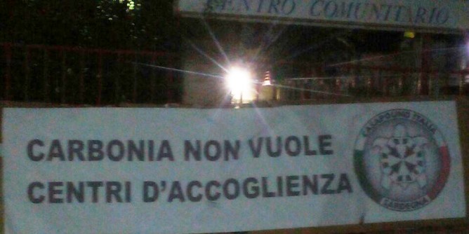 Carbonia: CasaPound contro il centro profughi