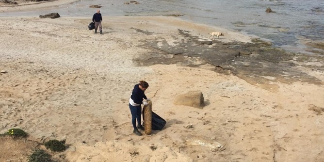 Legambiente: volontari in spiaggia a Cagliari