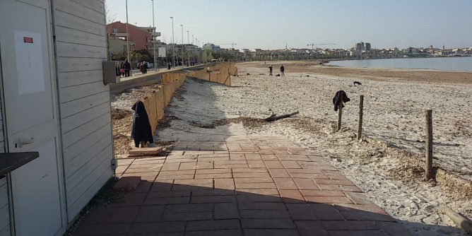 Alghero: al via la pulizia delle spiagge