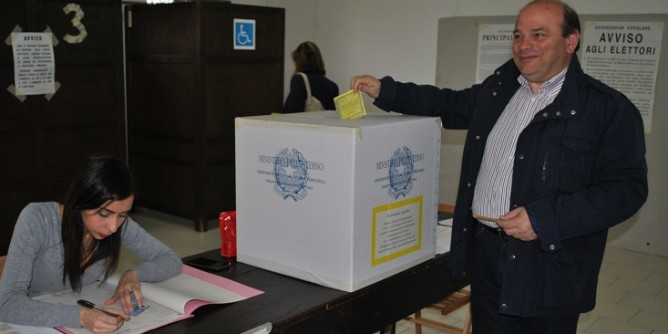 Referendum, il sindaco Sanna alle urne