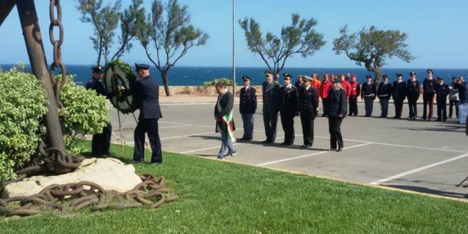 Porto Torres, Sassu: «Liberi dalle catene delle ideologie»