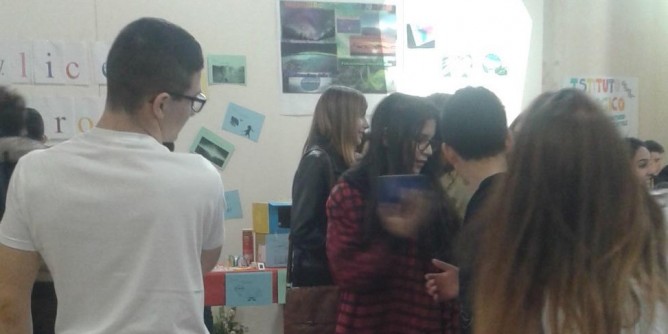 Alghero: Liceo scientifico a Scienza in piazza 2016