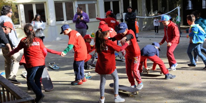 Povertà educativa: bimbi in Piazza d´Italia