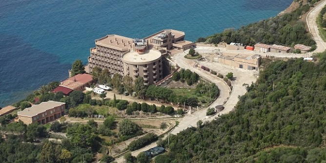 Truffa da 1,8 mln in un residence 