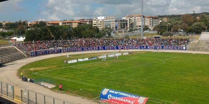 Giornalisti <i>fuori</i> dallo stadio