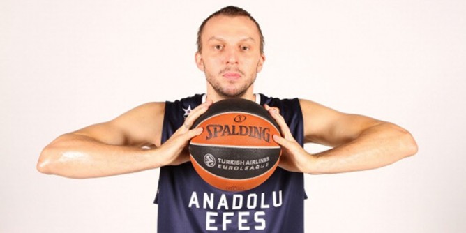 Primo colpo Dinamo: preso Dusko Savanovic