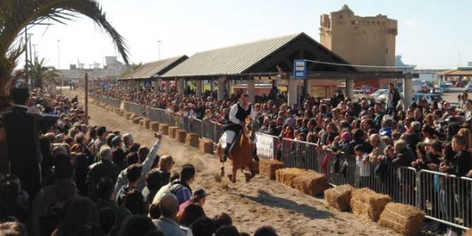 Palio Santu Bainzu: la tradizione della corsa all´anello