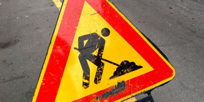 Alghero: via Mattei a senso unico