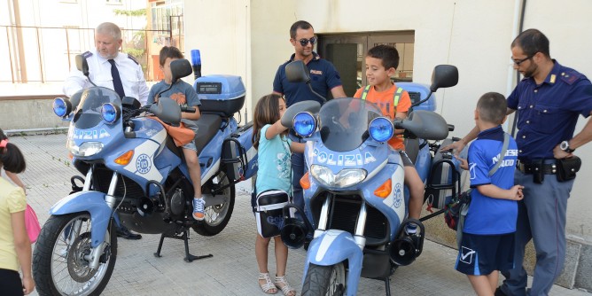 Nuoro: visite degli studenti in Questura