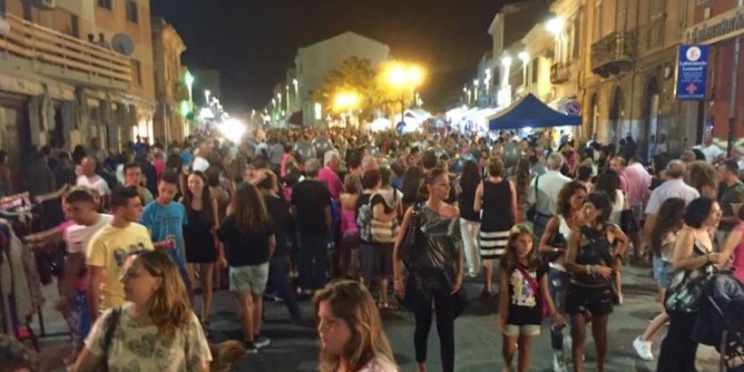 A Porto Torres ritorna la Notte colorata