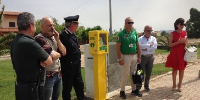 Defibrillatori: 11 presidi nei quartieri di Oristano