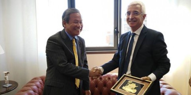 Paci incontro l´ambasciatore del Vietnam