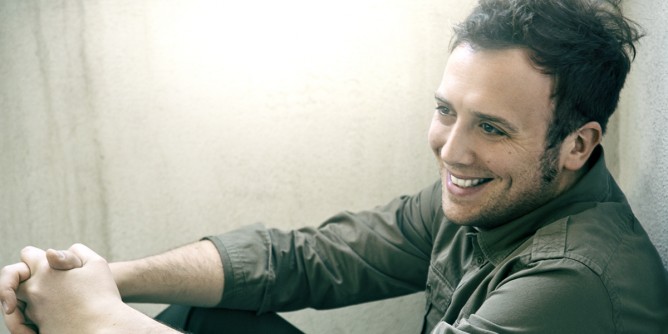 Raphael Gualazzi sbarca nell´Isola