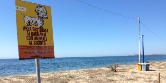 A Torregrande, un tratto di spiaggia riservato ai cani