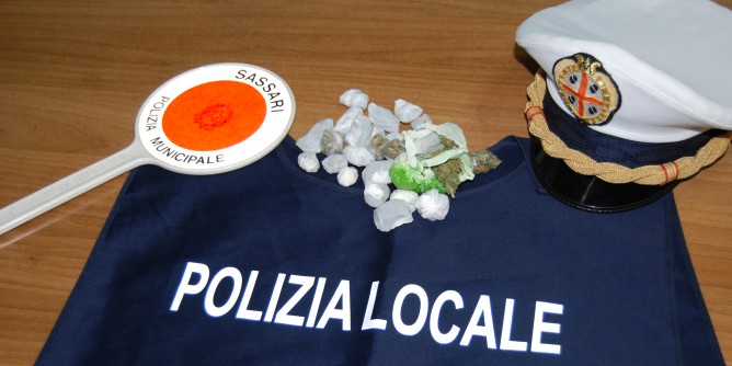 Marijuana a Sassari: segnalati due minorenni
