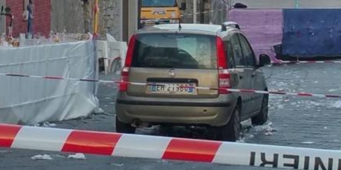 Ubriaco piomba in auto sulla festa. Arrestato veterinario: 30 feriti