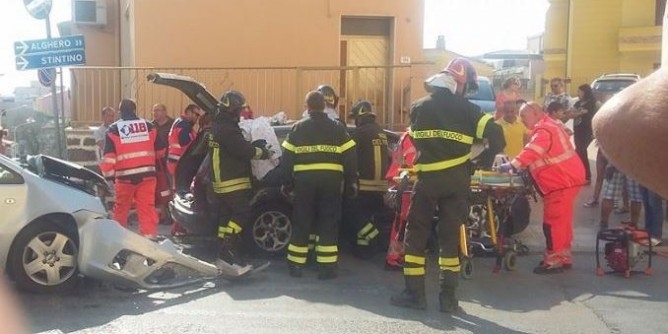 Schianto tra via Balai e via Sacchi
