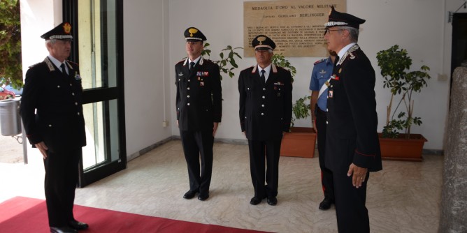 Il generale Ciceri in visita a Sassari