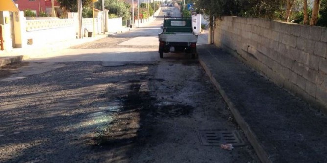 Porto Torres, Reanult Clio in fiamme: torna l’incubo dei piromani