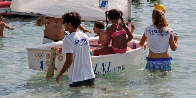 Vela e divertimento: la festa è servita ad Alghero