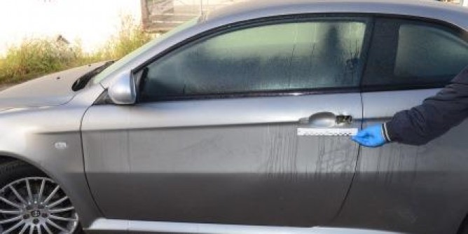 Tentano di rubare auto dopo una notte <i>brava</i>: due denunce
