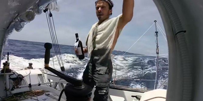 Vela: Gaetano Mura passa l´Equatore