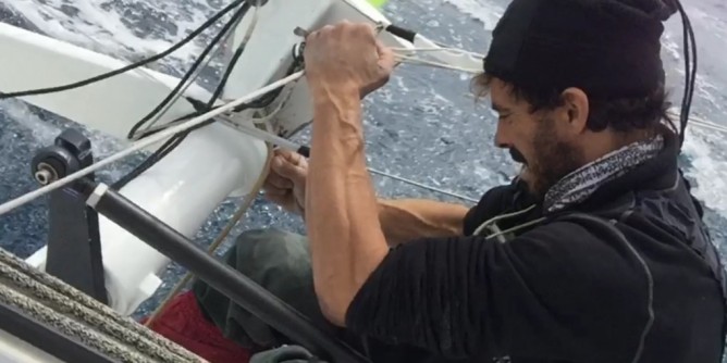 Vela: per Mura, sosta forzata in Australia