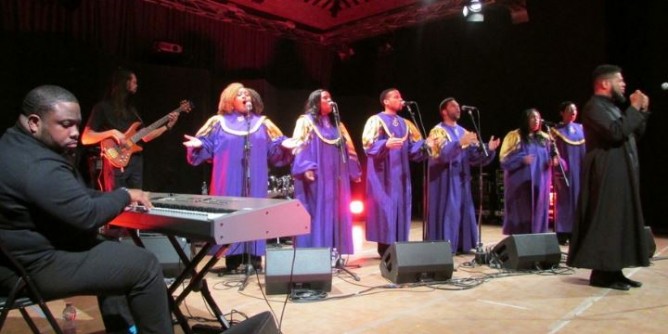 Al <i>Parodi</i> i gospel per Parada 