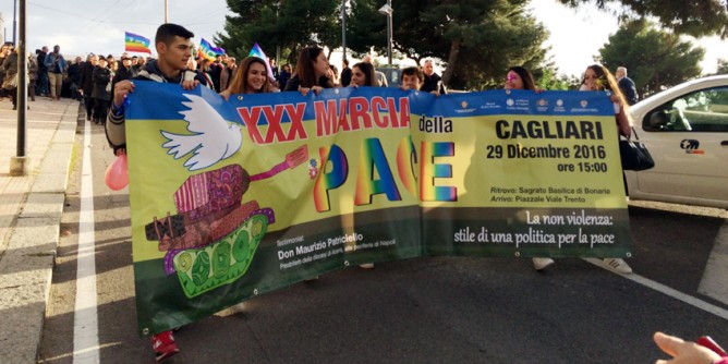In migliaia per la Marcia della Pace