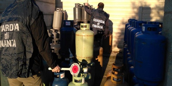 Maxi-sequestro di Gpl a Cagliari