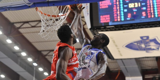 Basket: Dinamo corsara a Varese