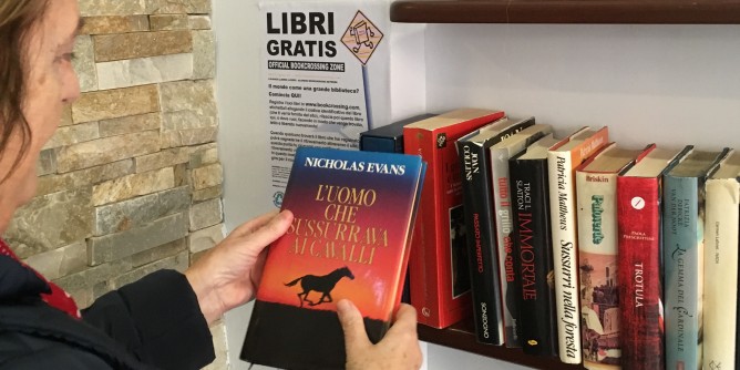 LAlguer llibres llures: insolito esperimento di sociologia mondiale