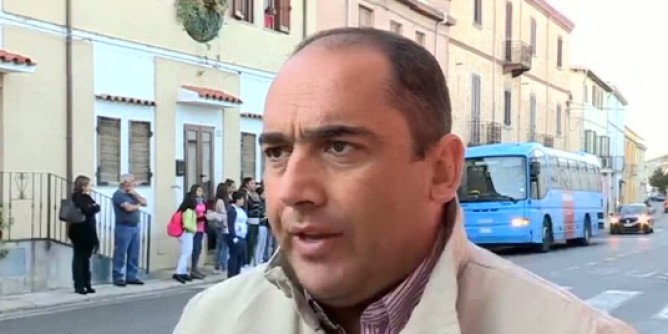 Studenti denunciati: il sindaco li difende
