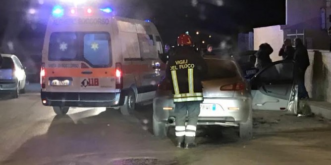 Scontro in via Barraccu, due feriti