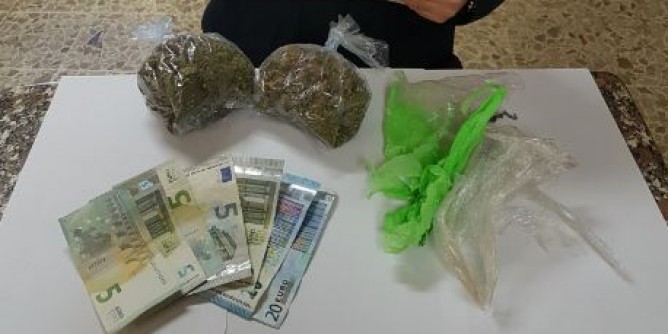 Sequestrato un etto di marijuana: arrestato 30enne a Porto Torres