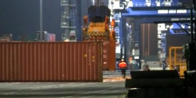 Pili denuncia: carico di bombe da porto Cagliari