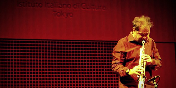 Tour in Giappone per Enzo Favata