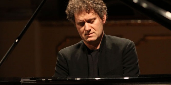 Il genio di Schubert sul palco del Verdi