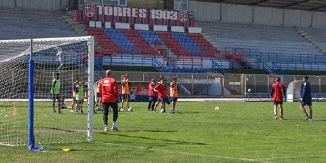 Calcio d´estate: Torres-San Teodoro a Valledoria