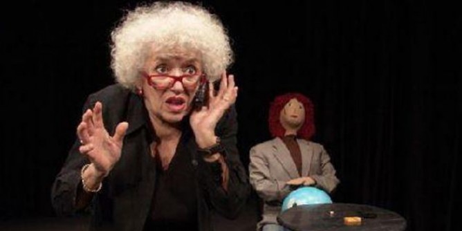 In scena al Parodi <i>Sono una donna laceroconfusa</i>