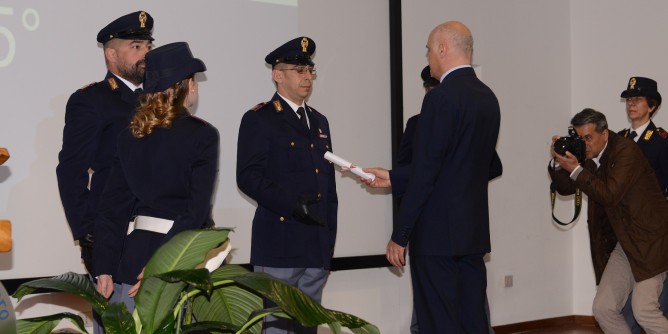 Nuoro: festa ed encomi per l´Anniversario della Polizia