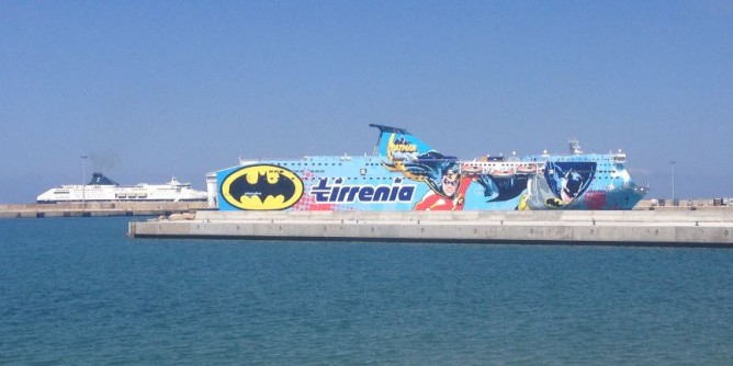 Ritardi sul traghetto Genova-Porto Torres