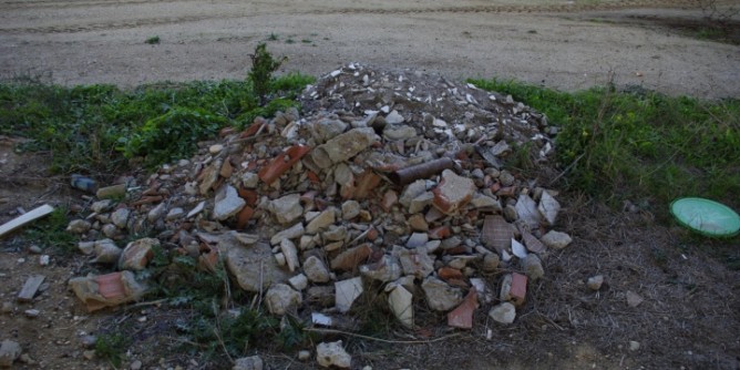 Rifiuti di Arborea scaricati a Oristano: sanzioni